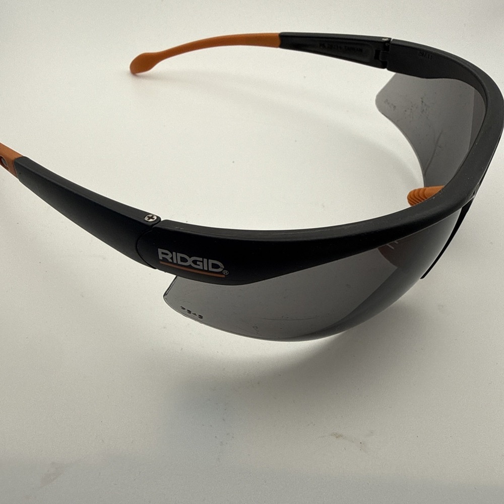 RIDGID Safety Glasses, Gray Lens, Anti-Scratch, Flexible. PS Z871.1+. Orange/Blk